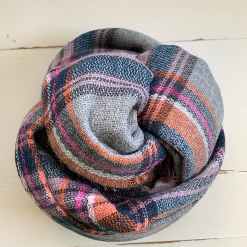 Shiraleah Blanket Scarf